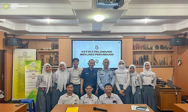 Kanwil Kemenkumham Jabar Dialog Di SMAN14 Kota Bandung Bertemakan Sanksi Sosial Bisa Berat Dari Hukuman Positif